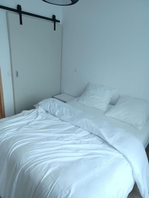 Appartement.1 Saint-Ouen (Seine-Saint-Denis) Exterior foto
